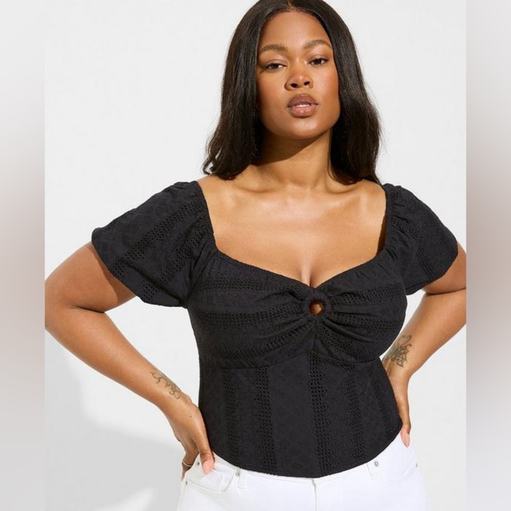 Torrid Black Eyelet Cotton Keyhole Off Shoulder Crop Top, Size 1x